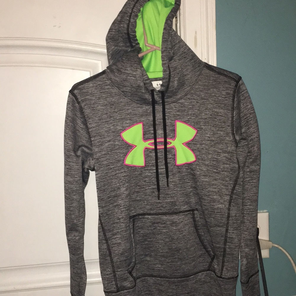 Under Armour Sweatshirt